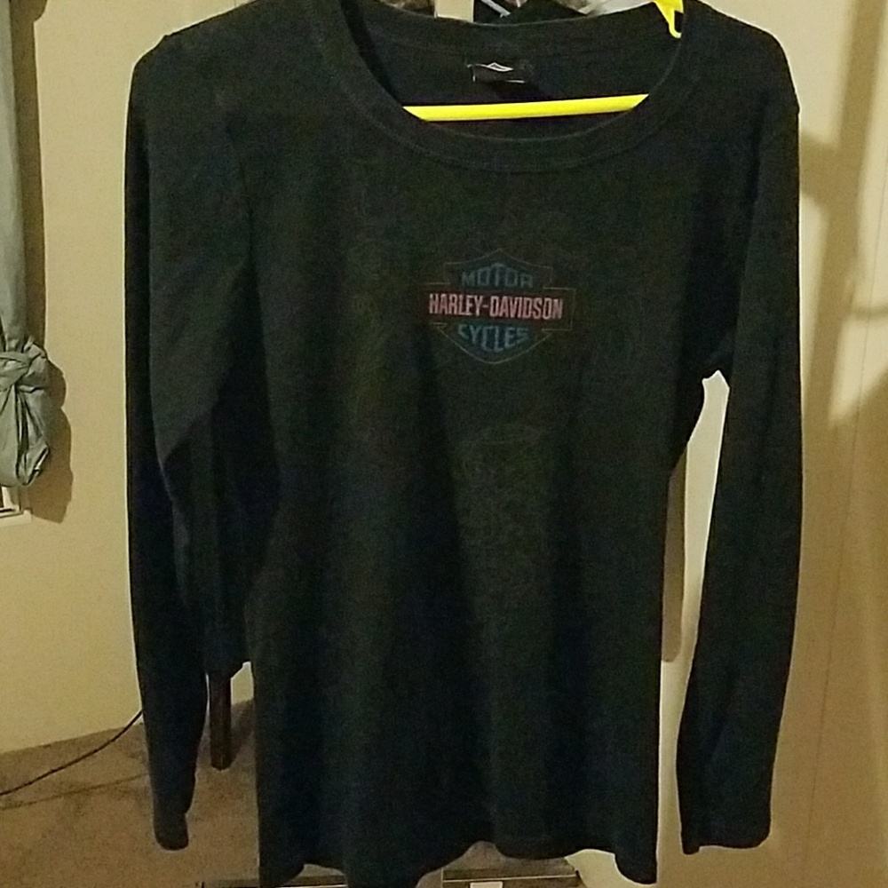 Ladies black long sleeve Harley Davidson t-shirt t